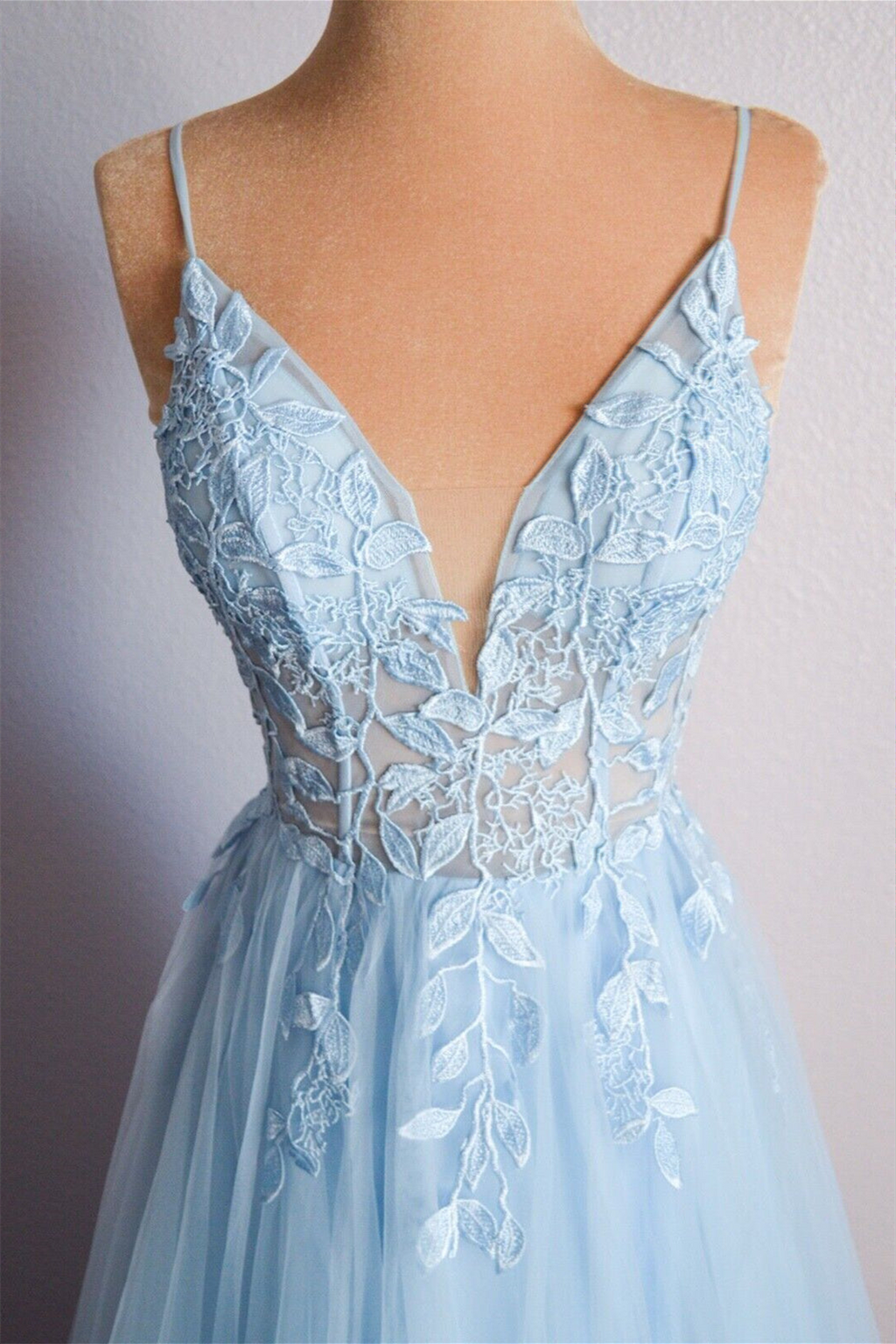 Beautiful Light Blue V Neck Lace-Up Appliques Tulle Long Prom Dress BM bride