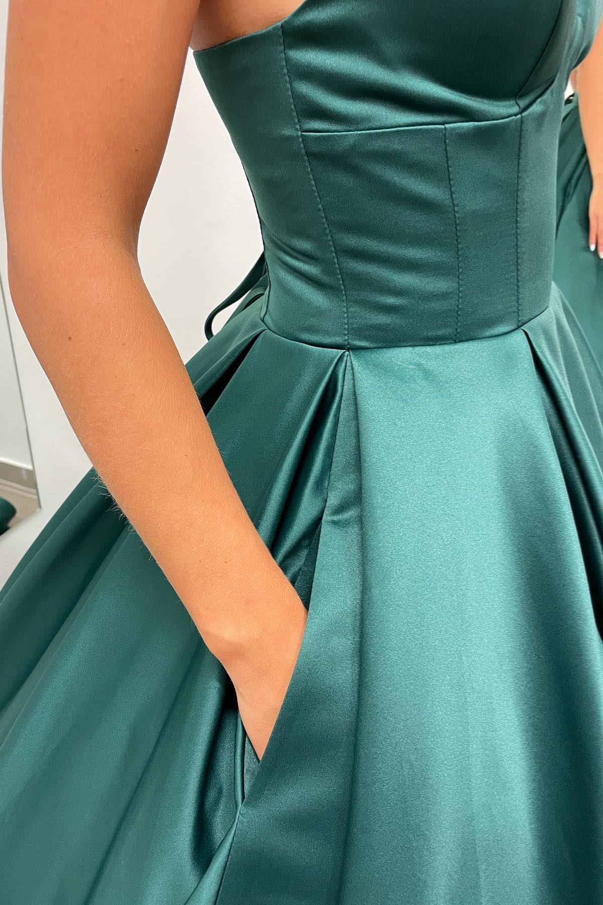 Stylish A-line Hunter Green V-Neck Satin Long Prom Dress BM bride