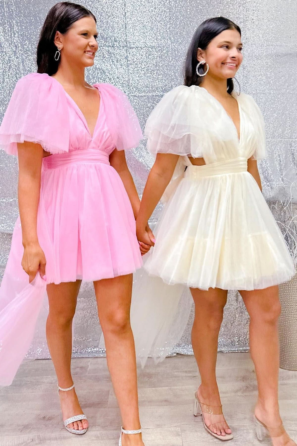 Stunning A-line Plunging V Neck Tulle Homecoming Dress BM bride