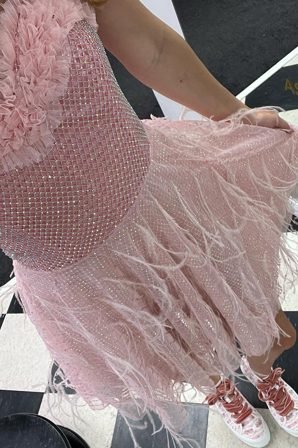 Trendy Mesh Strapless Ruching Short Homecoming Dress with Feathers BM bride