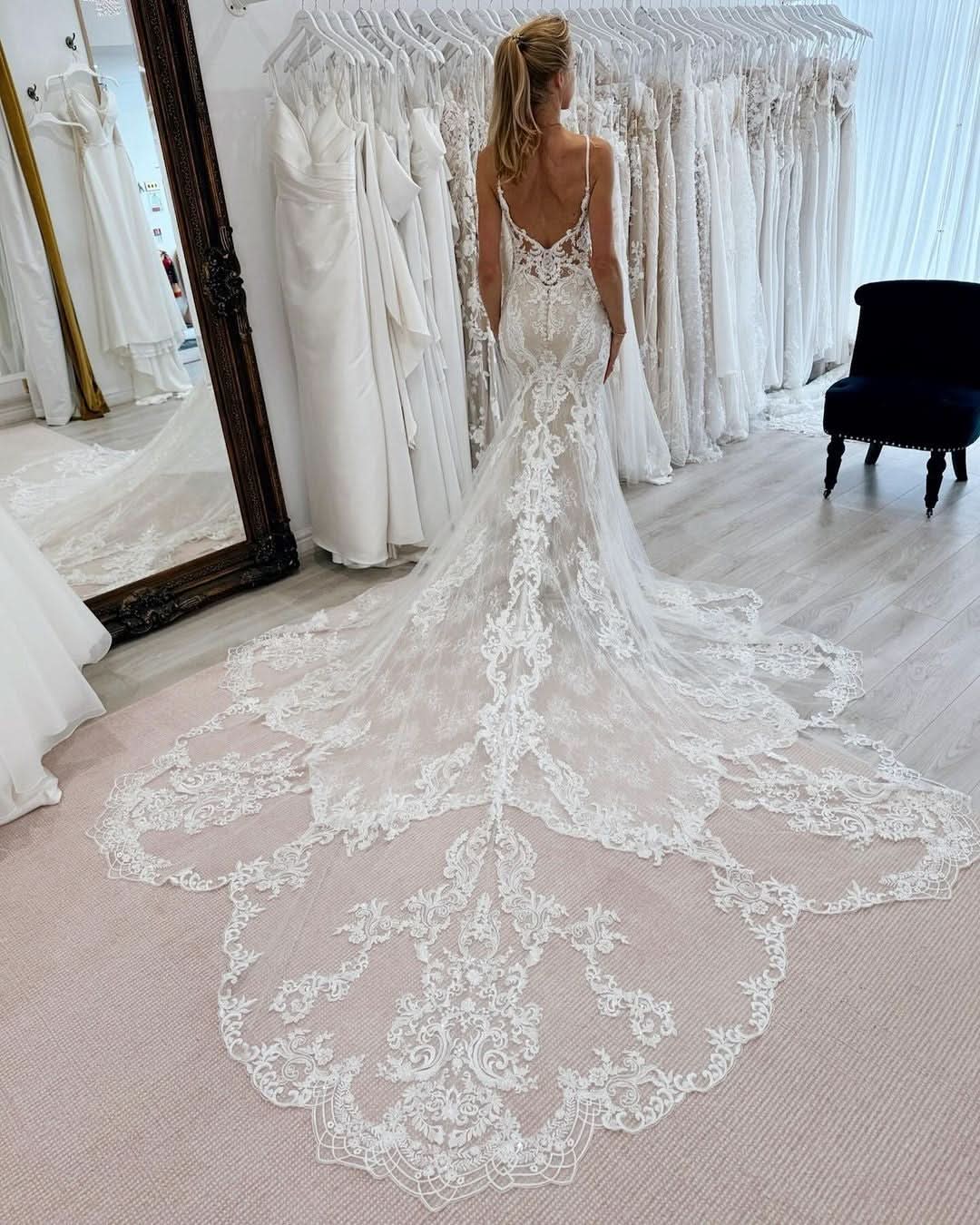 BMbride Fabulous Mermaid Tulle Lace Spaghetti Straps Sleeveless White Wedding Dresses With Appliques Train BMbride
