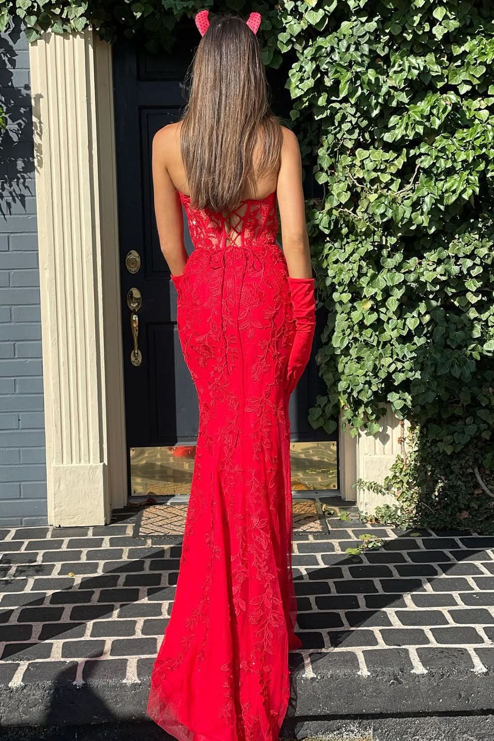 Glamorous Mermaid Strapless Lace Prom Dress with Appliques BM bride