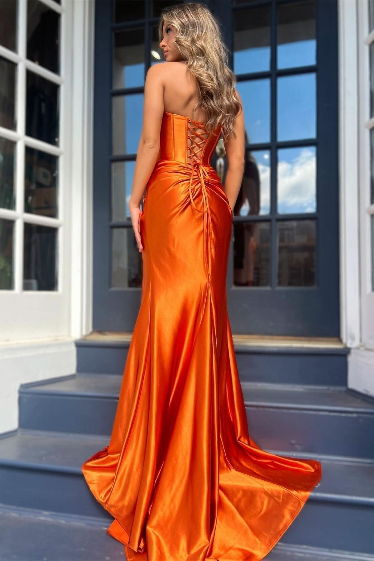 Stunning Red Strapless Twist-Front Mermaid Long Dress with Slit BM bride