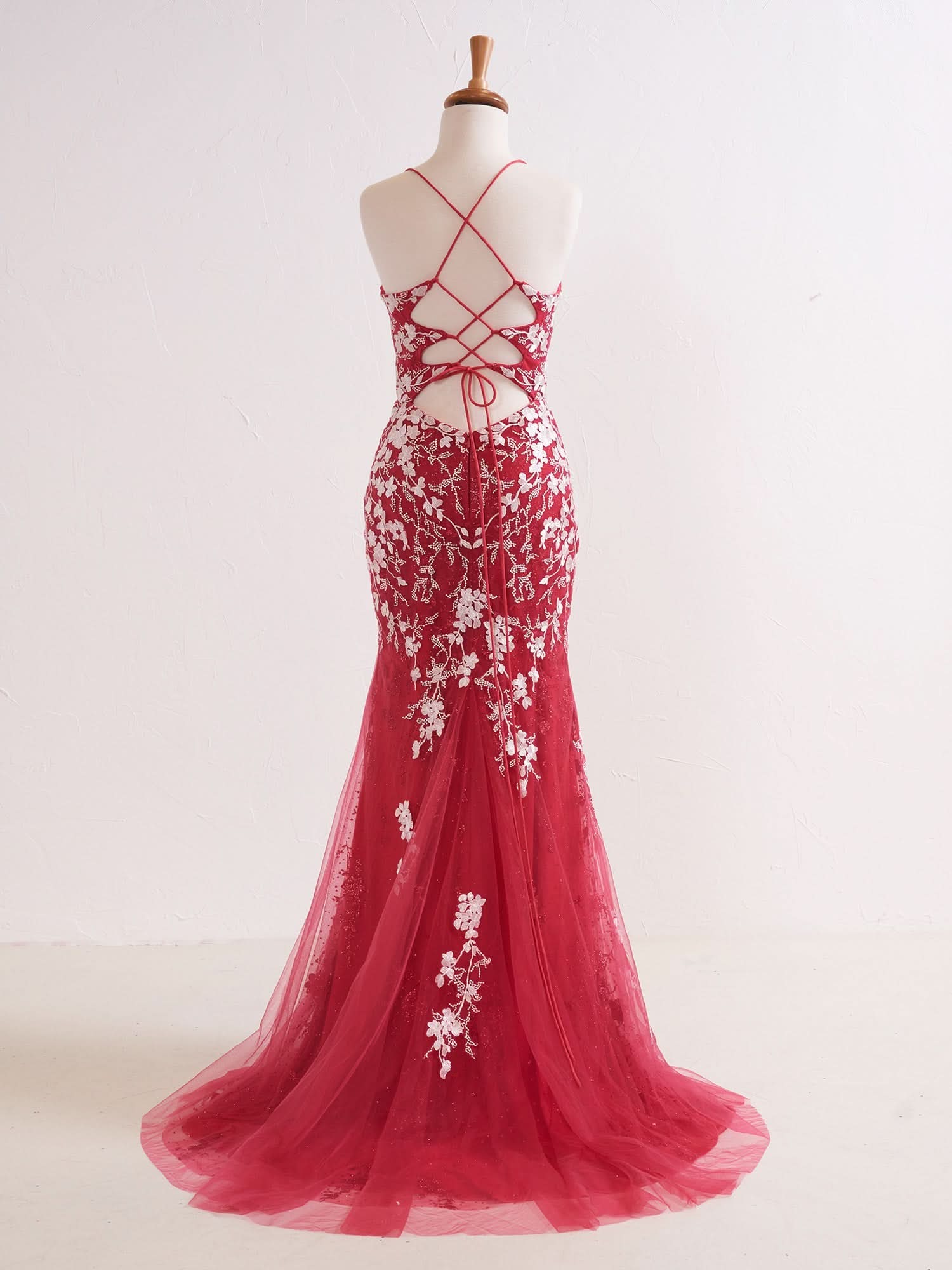 Chic Mermaid Spaghetti Straps Lace Prom Dress for an Elegant Evening Look BM bride