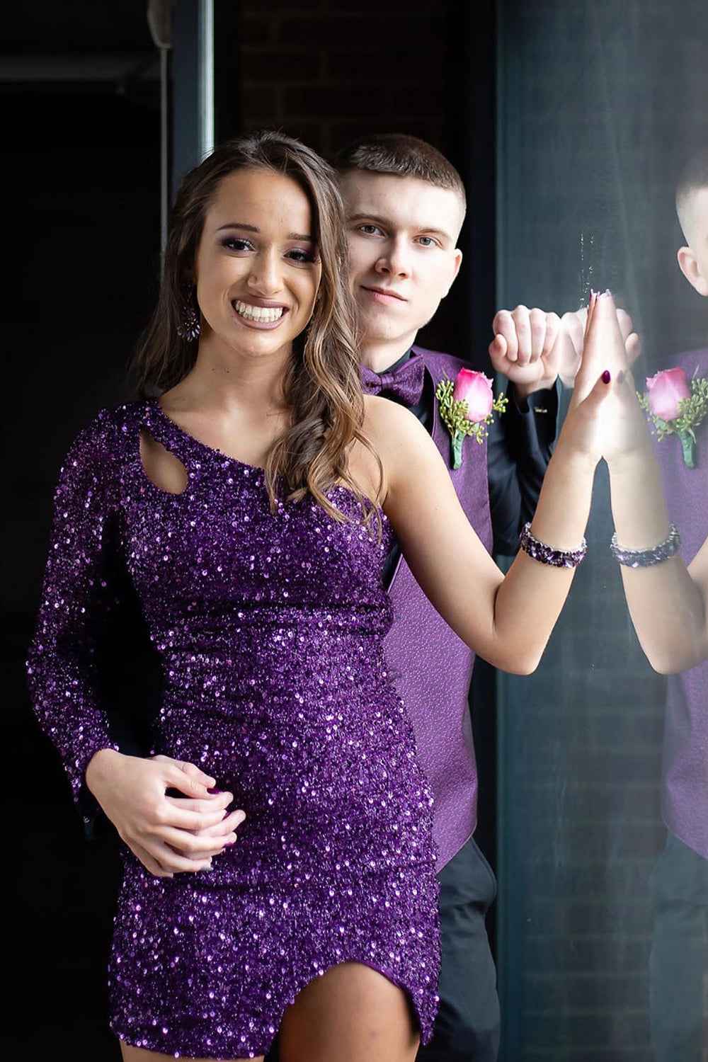Sparkly Black Sequins One Shoulder One Sleeve Keyhole Tight Short Homecoming Dress Bmbride