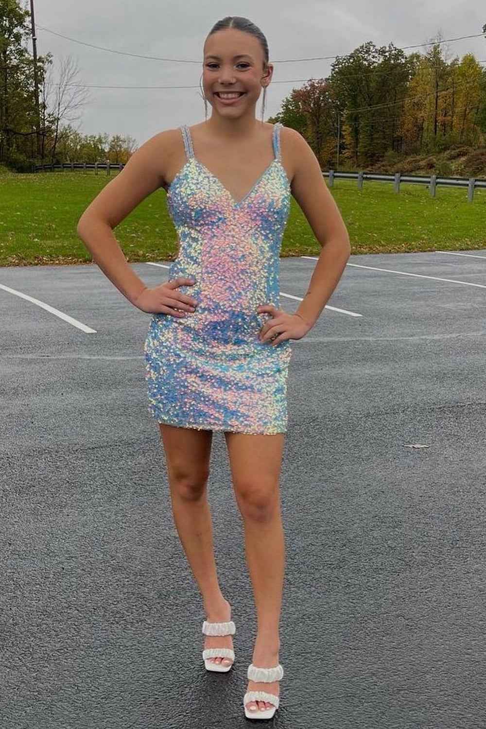 Sparkly Green Sequined Lace-Up Back Tight Short Homecoming Dress with Fringes Bmbride