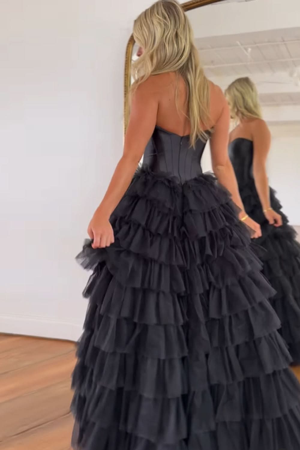 Enchanting A-Line Sweetheart Tiered Tulle Prom Dress with Slit BM bride
