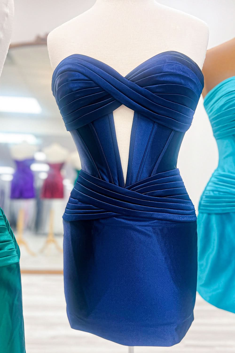 Simple Golden Corset Strapless Tight Short Homecoming Dress Bmbride