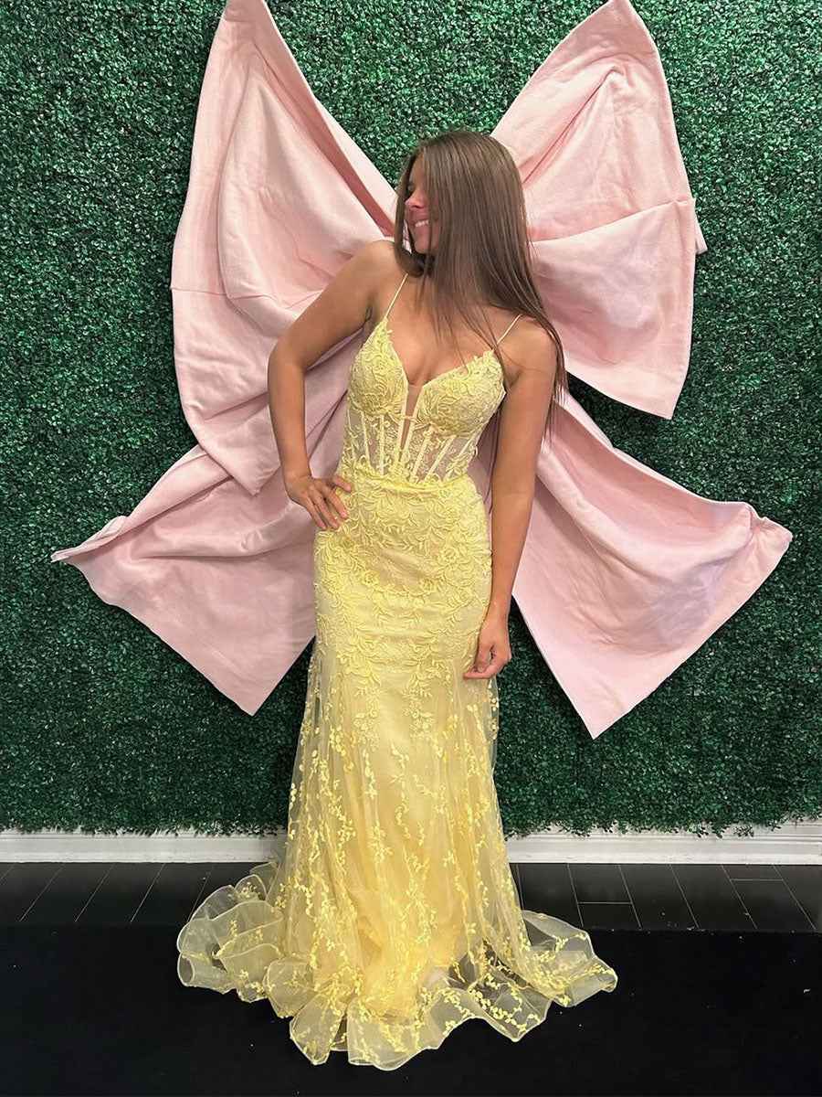 Yellow Plunging V-Neck Sheer Corset Prom Dress with Floral Lace Appliqu¡§|s
