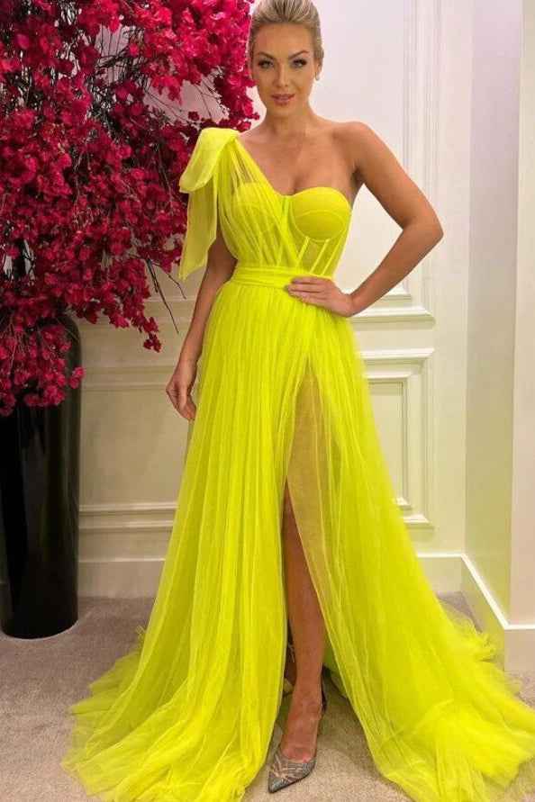 Glamorous Sleeveless A Line One Shoulder Tulle Long Prom Dress With Split