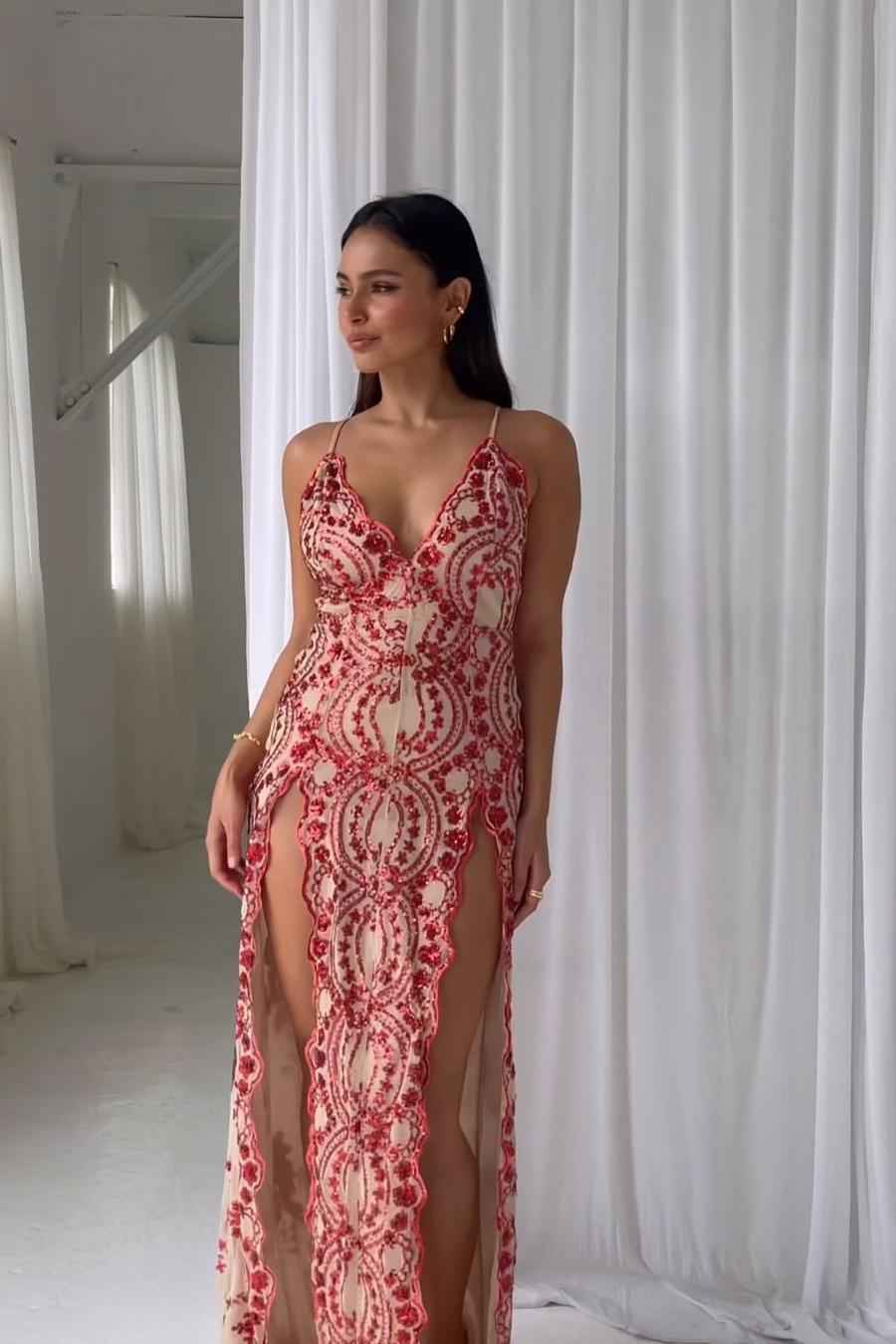 Spaghetti Strap V Neck Sleeveless Long Split Prom Dress With Embroidery