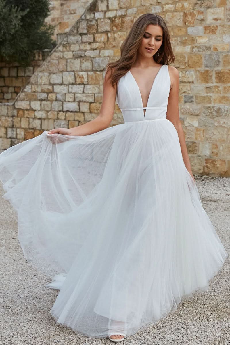 V-Neck Sleeveless Tulle Wedding Dress BM bride