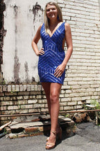 Fuchsia Sequins V-Neck Tight Homecoming Dress Bmbride
