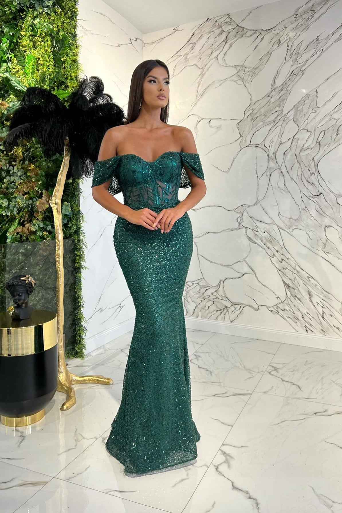 Elegant Dark Green Sweetheart Off the Shoulder Prom Dress With Applique Sequins