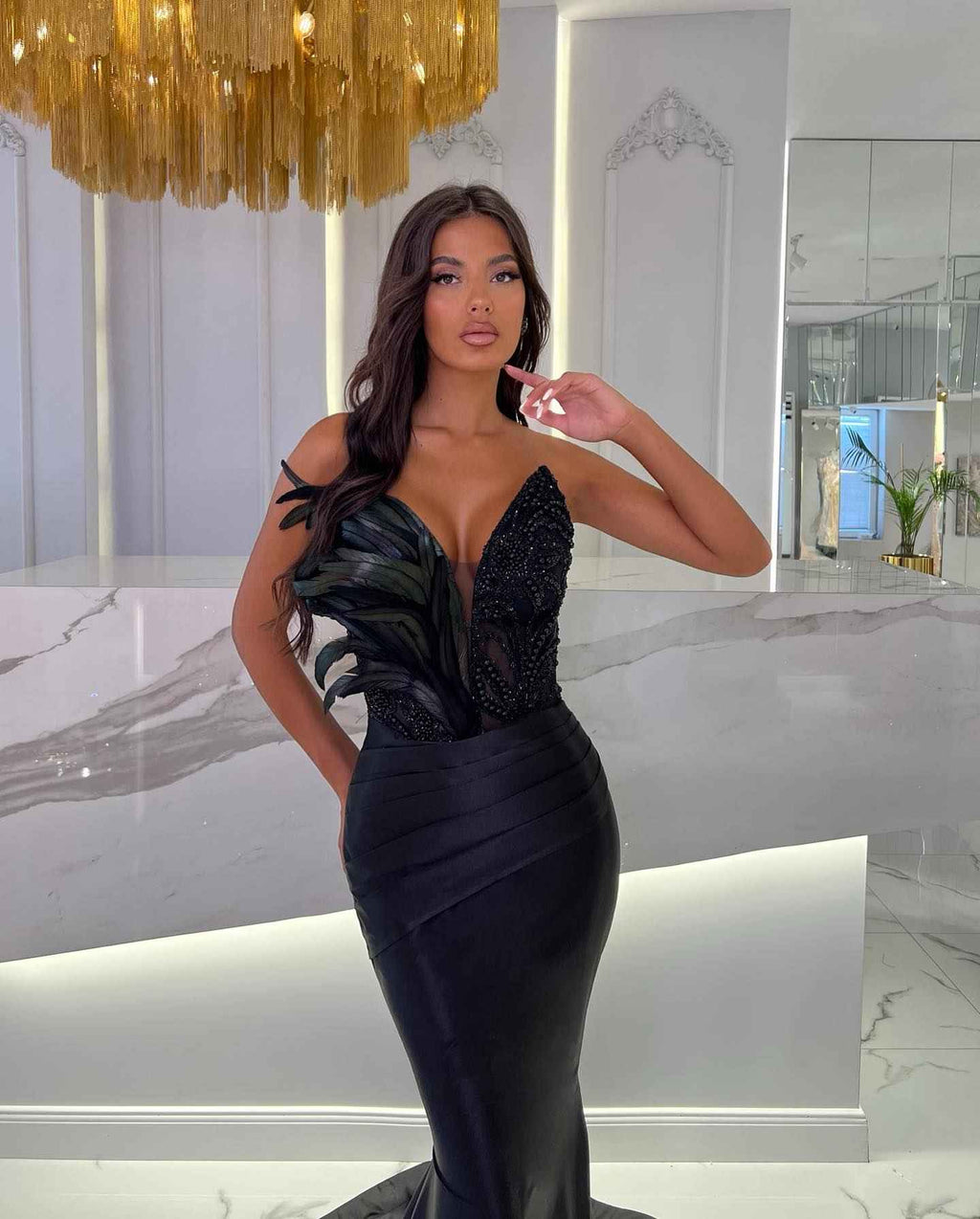 Black Stunning Feather Beaded Sweetheart Sleeveless Mermaid Prom Dress
