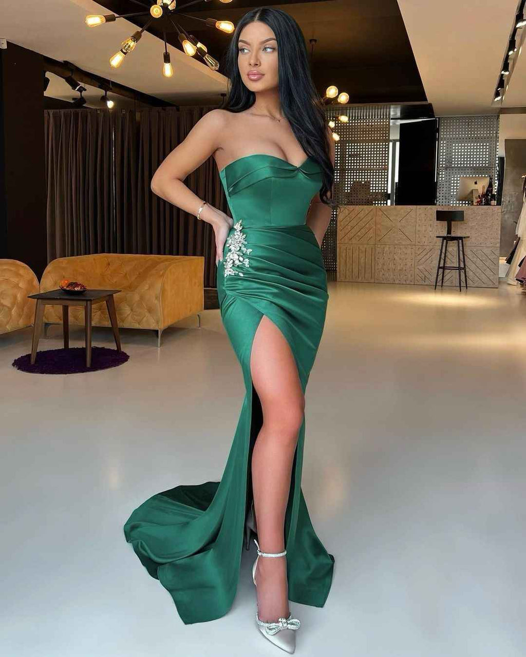 Emerald Green Sweetheart Sleeveless Mermaid Split Prom Dress With Rhinestones
