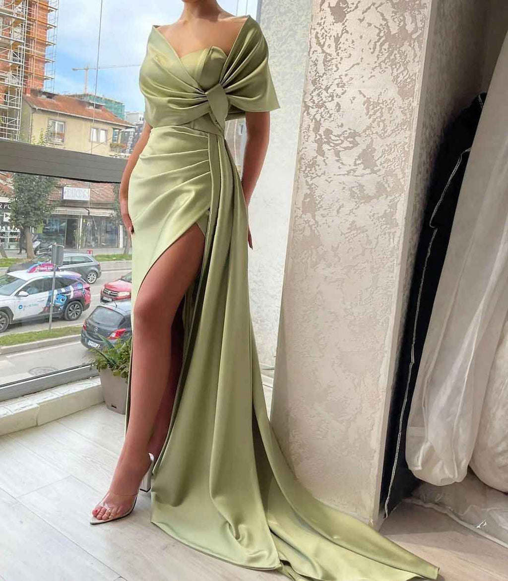 Stain High Split Stunning Sleeveless Pleated Prom Dress With Cape