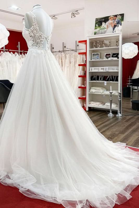 Elegant Sweetheart Long A-Line Tulle Wedding Dress with Ruffles BM bride
