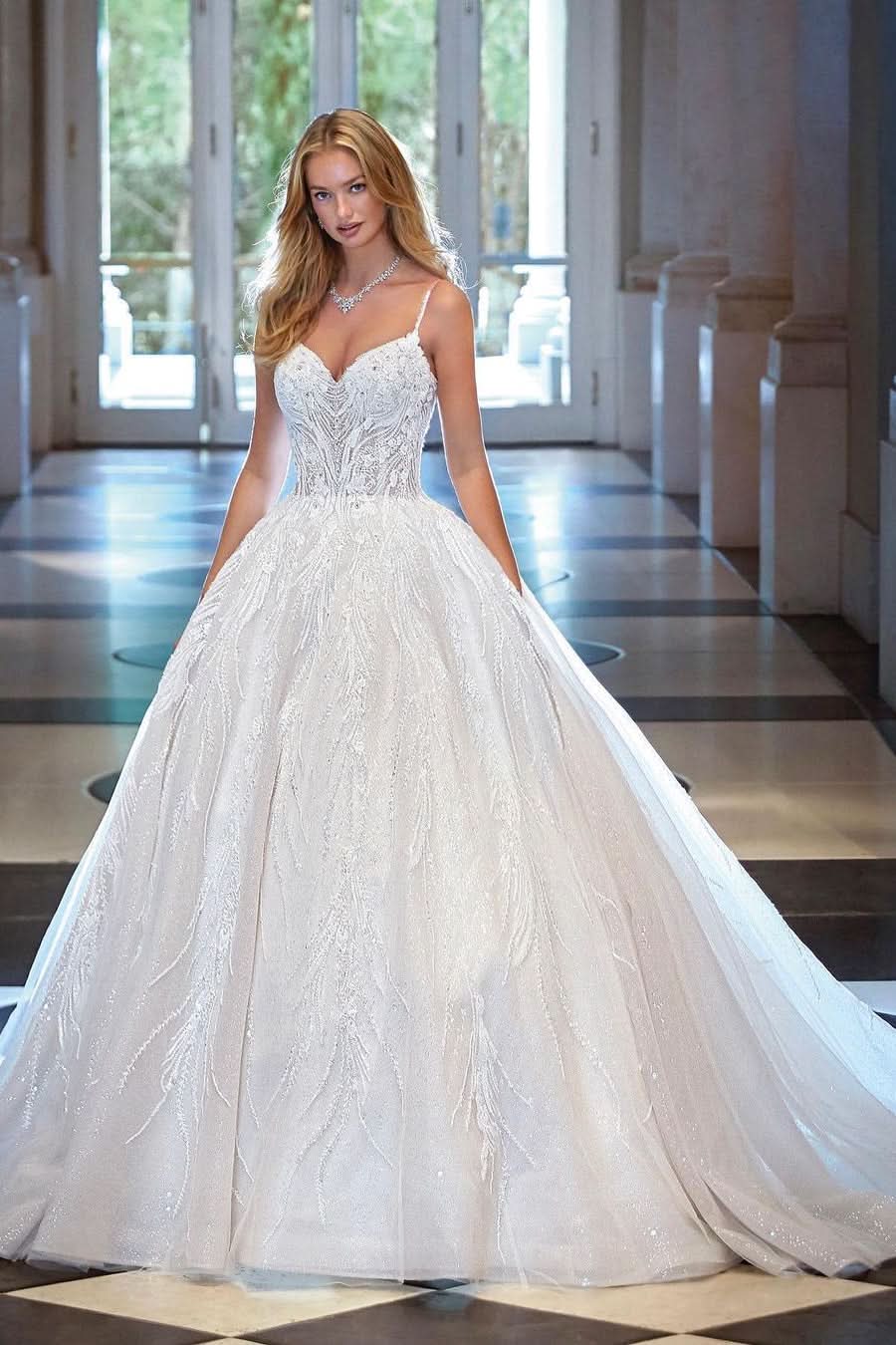 BMbride Amazing V-neck Sleeveless A-line Appliques Wedding Dress With Lace BMbride