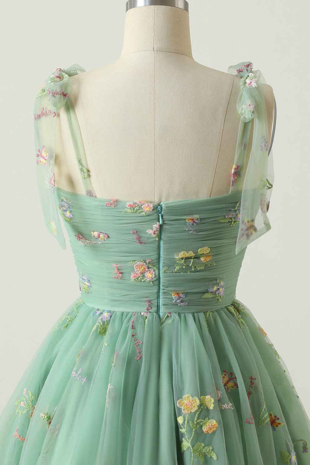 Champagne A-Line Embroidery Short Homecoming Dress