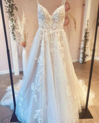 Vintage Spaghetti Straps A-Line Wedding Dress With Train Appliques Lace BM bride