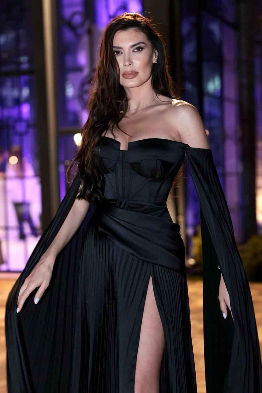 Black Off the Shoulder Sleeveless Split Long Ruffles Prom Dress