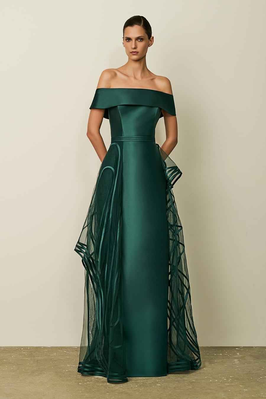 Glamorous Off the Shoulder Sleeveless Long Prom Dress With Tulle