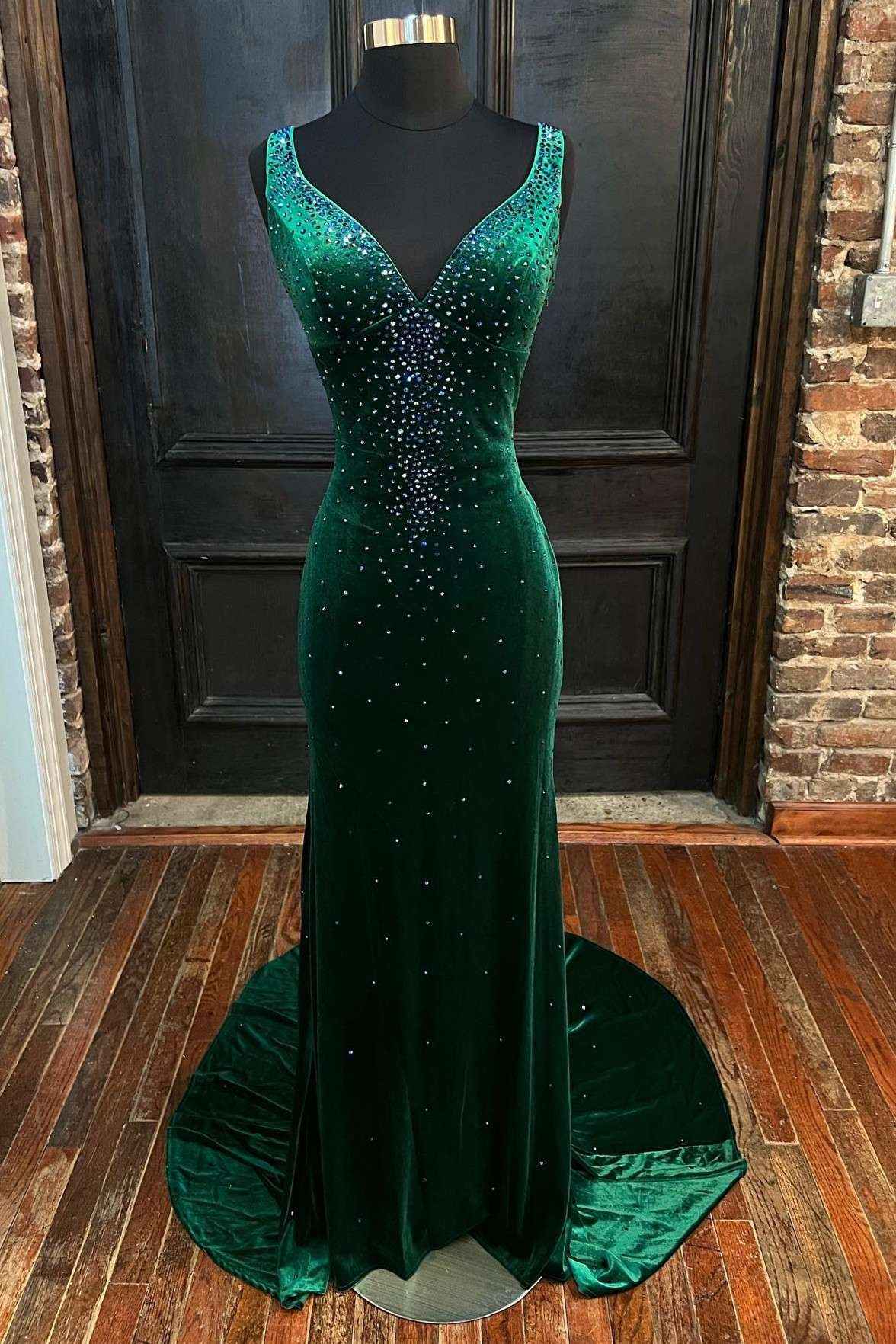 V Neck Mermaid Long Open Back Prom Dress Sleeveless With Diamond Appliques