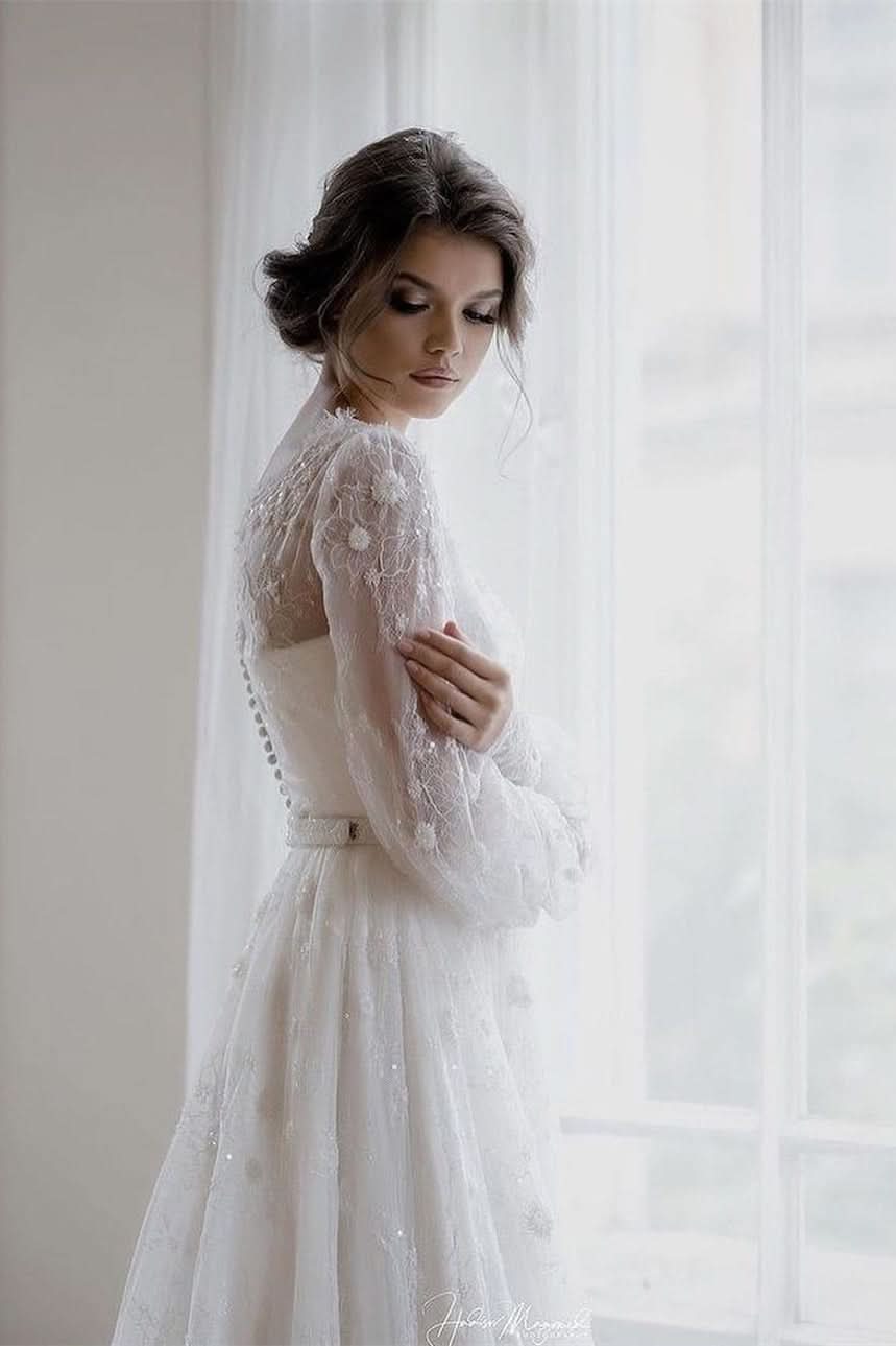 BMbride Beautiful A-line White Long Sleeves Lace Appliques Wedding Dress BMbride