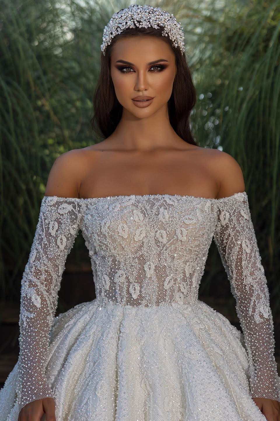 BMbride Beautiful Off-the-shoulder A-line White Lace Beading Wedding Dress With Long Sleeves BMbride