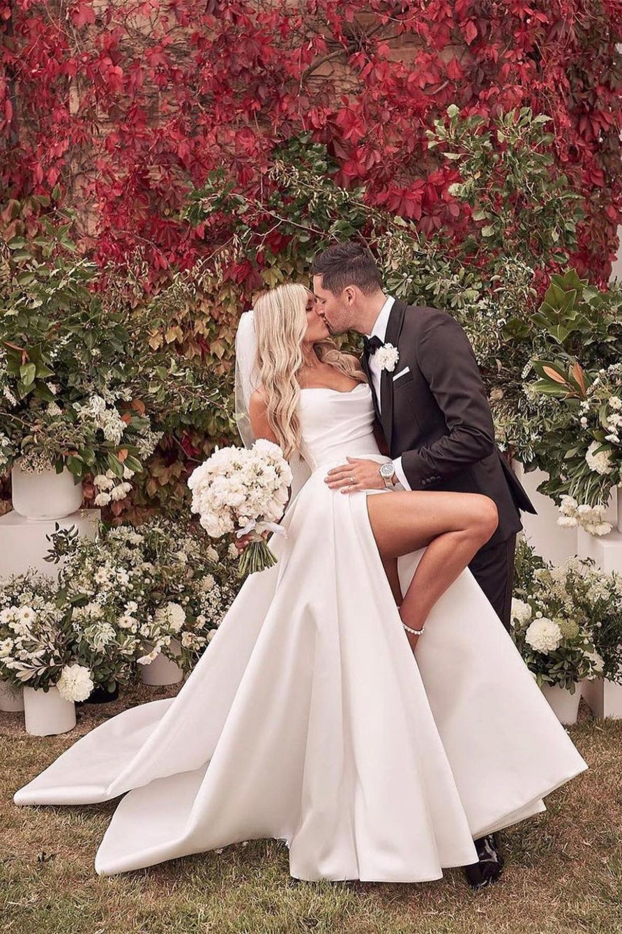 BMbride Beautiful Simple White A-line Wedding Dress With Side Slit BMbride