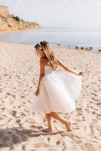 BMbride Beautiful White A-line Sleeveless Appliques Flower Girls Dress BMbride