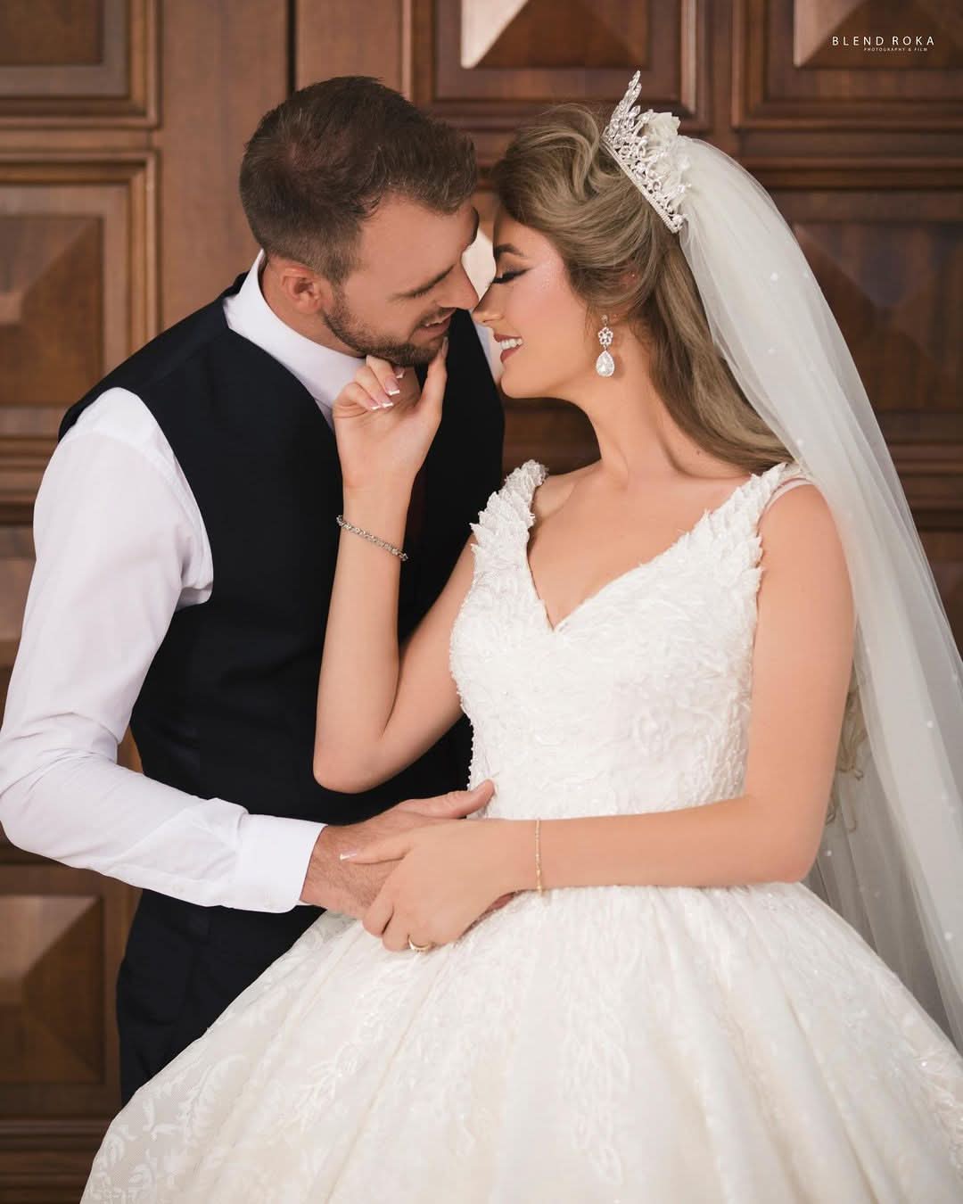 Long Princess V-Neck Wedding Dress with Tulle Lace BM bride