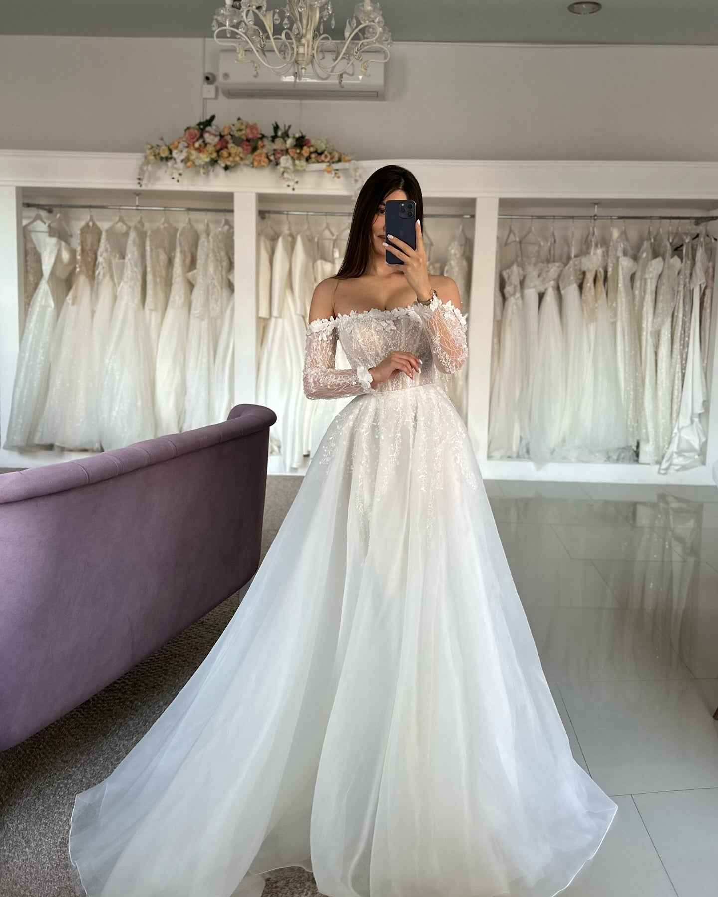 BMbride Vintage A - Line Tulle Lace Strapless Long Sleeve White Wedding Dresses With Split Front - Bmbride
