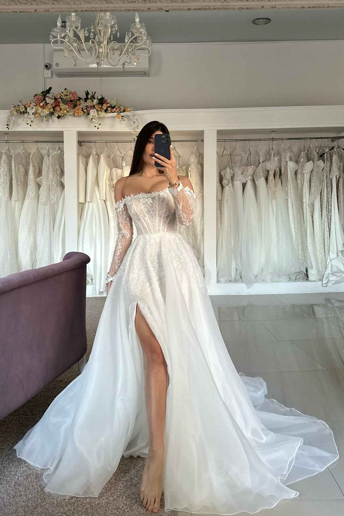 BMbride Vintage A - Line Tulle Lace Strapless Long Sleeve White Wedding Dresses With Split Front - Bmbride