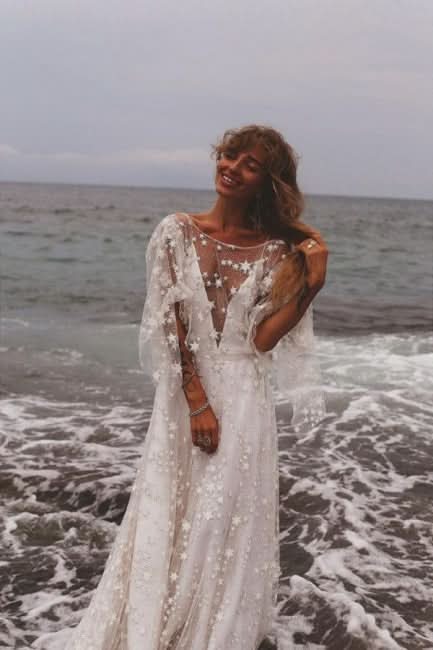BMbride Boho A-Line Long Sleeves Backless Wedding Dresses With Lace BMbride