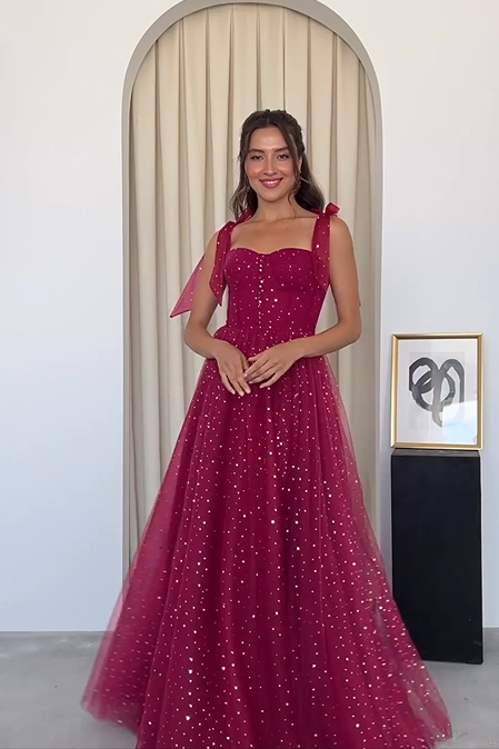 Charming Tulle Straps Sweetheart Sleeveless Long Prom Dress With Sequins