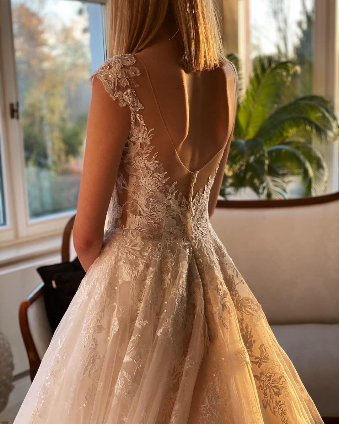 Short A-line Jewel Wedding Dress With Lace BM bride