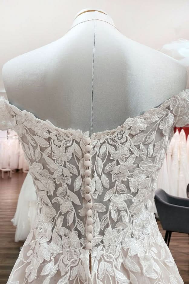 Gorgeous Off-the-shoulder A-line Wedding Dress With Lace Tulle Ruffles BM bride