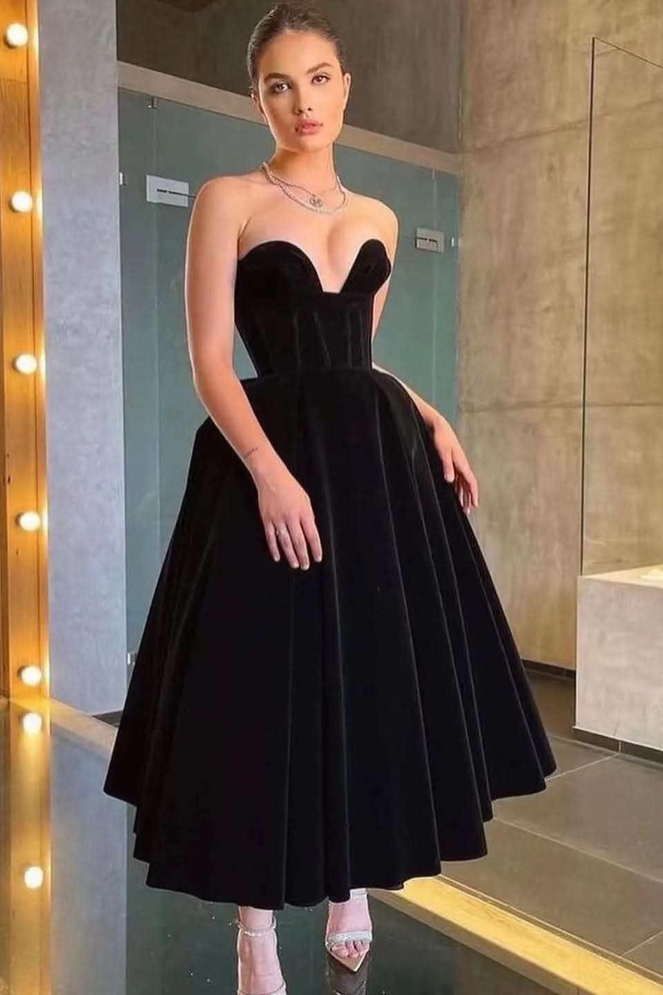 Black Strapless Sleeveless Sweetheart Evening Dress BM bride