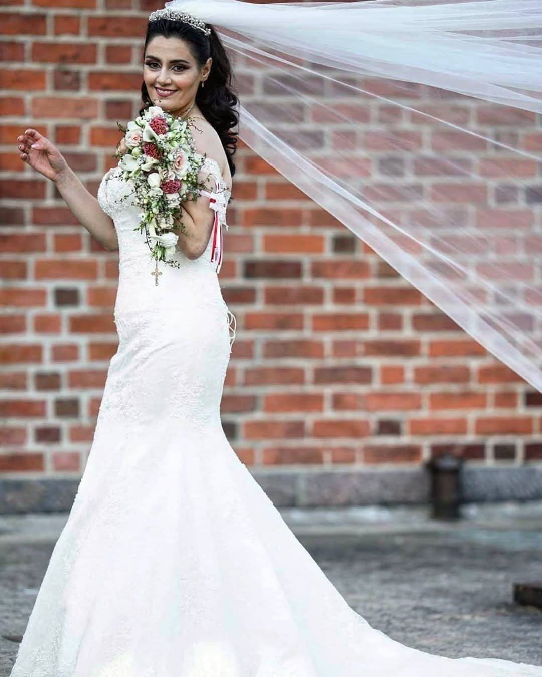 A-Line Long Wedding Dress With V-neck Lace Tulle BM bride