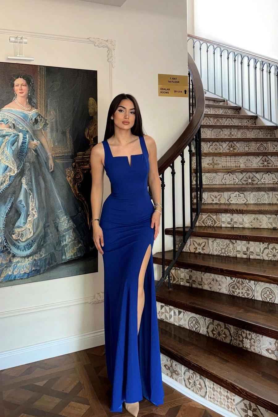 Blue Spaghetti Strap Sleeveless Pleated Long Prom Dress With Side Split