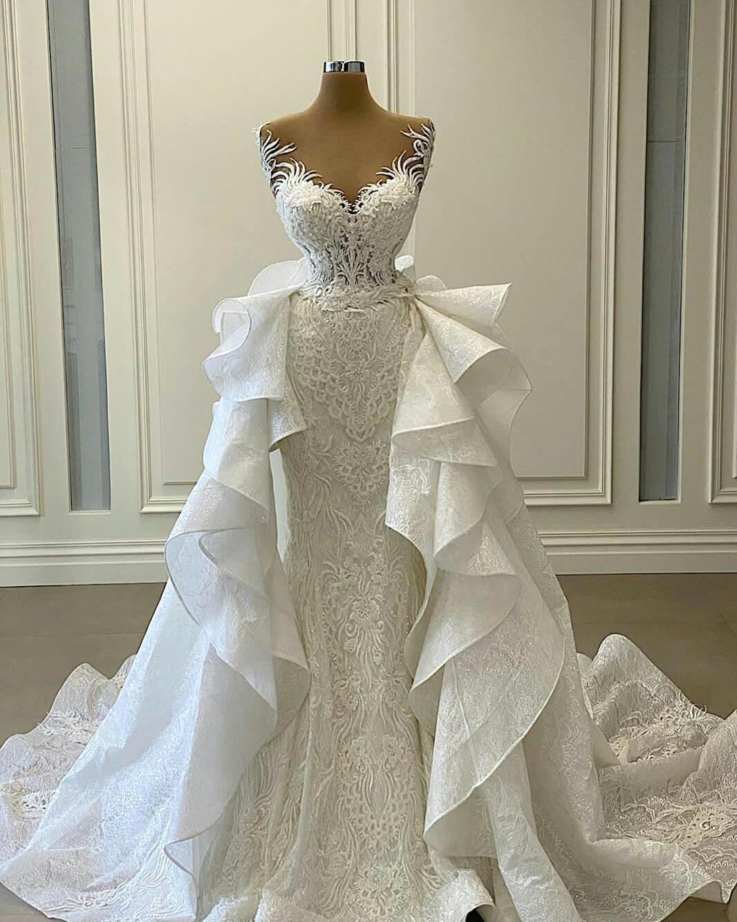Sweetheart Mermaid Wedding Dress with Lace Appliques and Detachable Train BM bride
