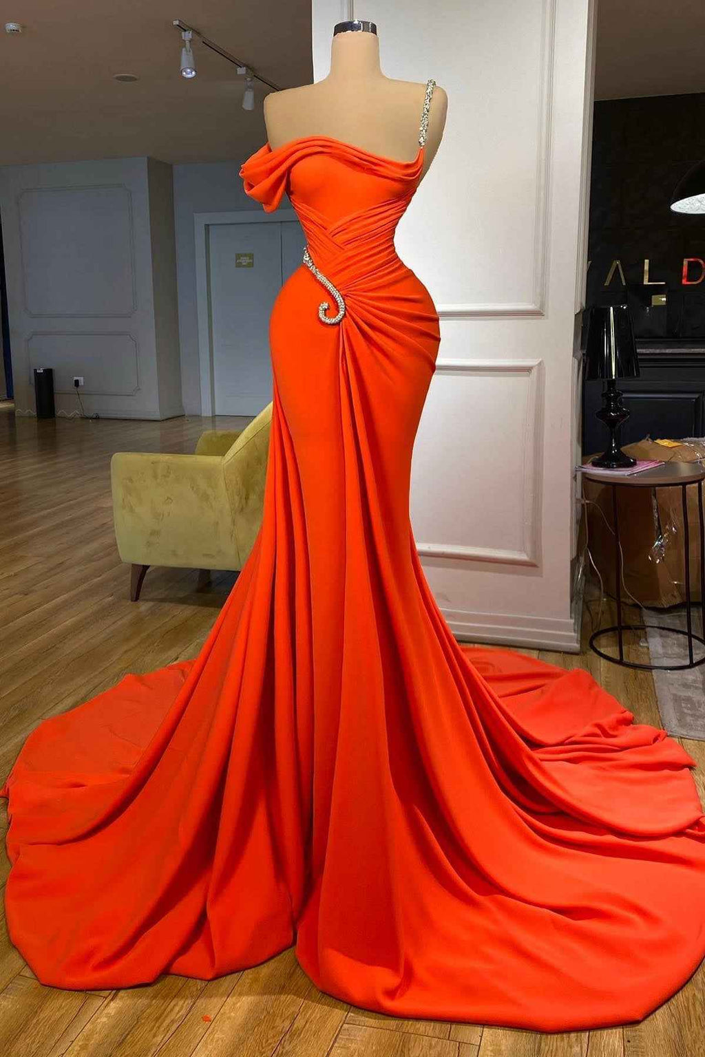 Chic Orange One Shoulder Appliques Sleeveless Long Prom Dress