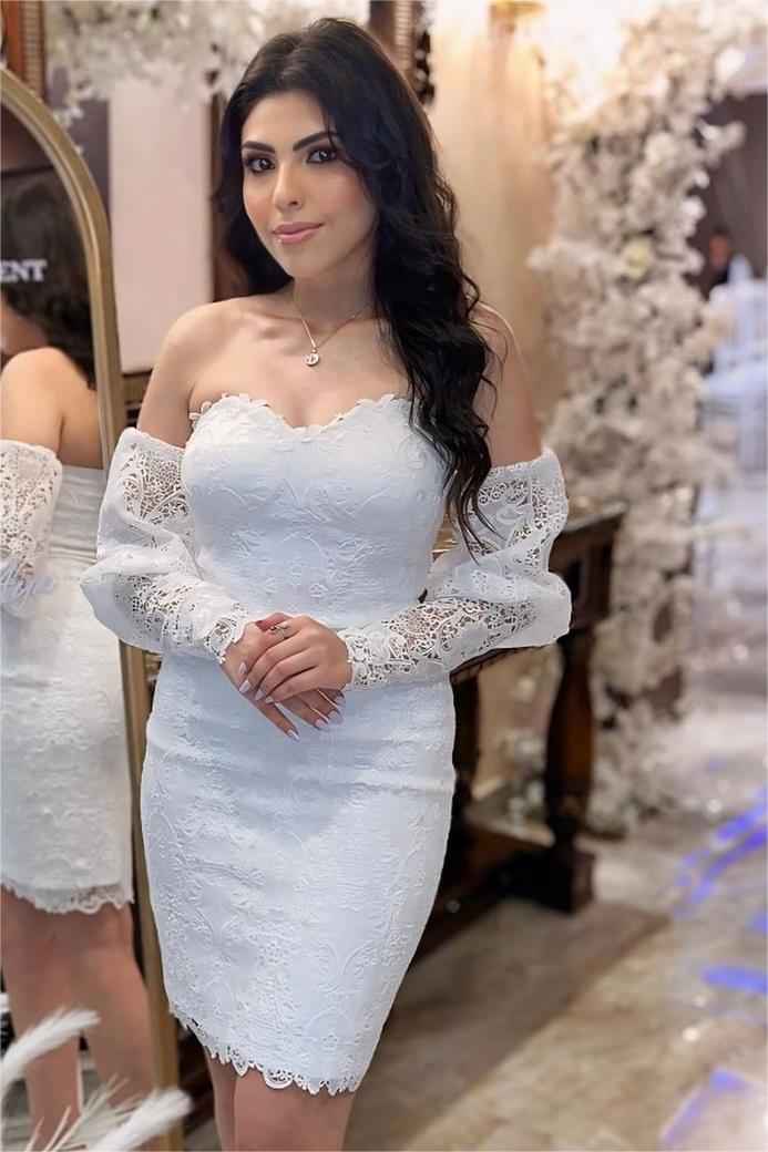 Charming Off the Shoulder Long Sleeves Sweetheart Short Prom Dress With Lace