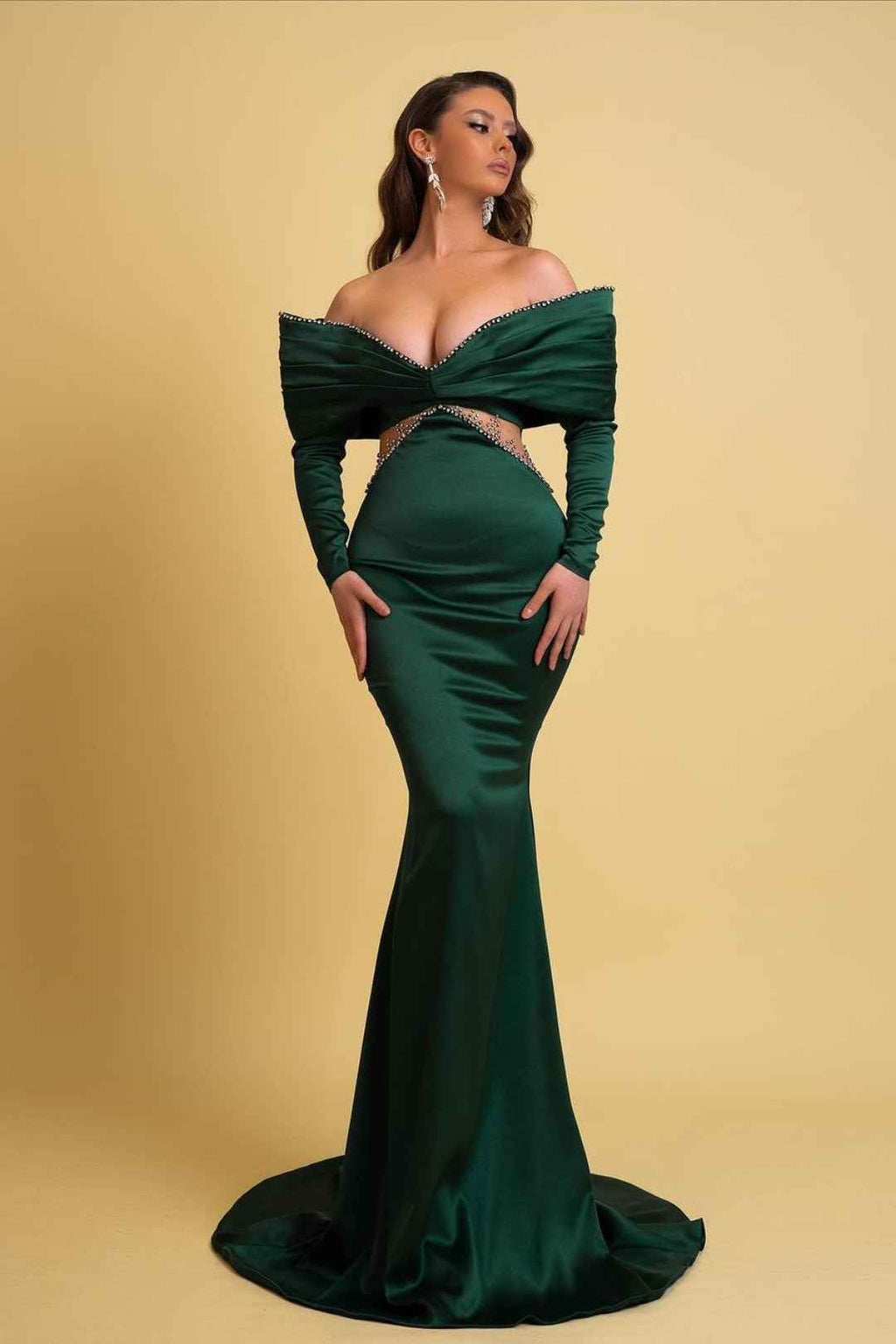 Emerald Green Off the Shoulder Long Sleeves Prom Dress V Neck Mermaid