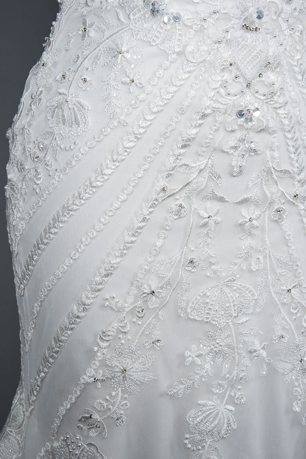 Mermaid Scoop Neck Jewel Wedding Dress with Beadings and Appliques BM bride