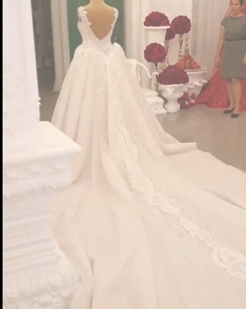 Spaghetti-Straps Sweetheart A-line Backless Wedding Dress With Appliques Lace BM bride
