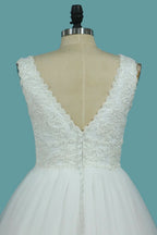 Deep V-neck A-Line Backless Wedding Dress Floor-length With Appliques Lace Tulle BM bride