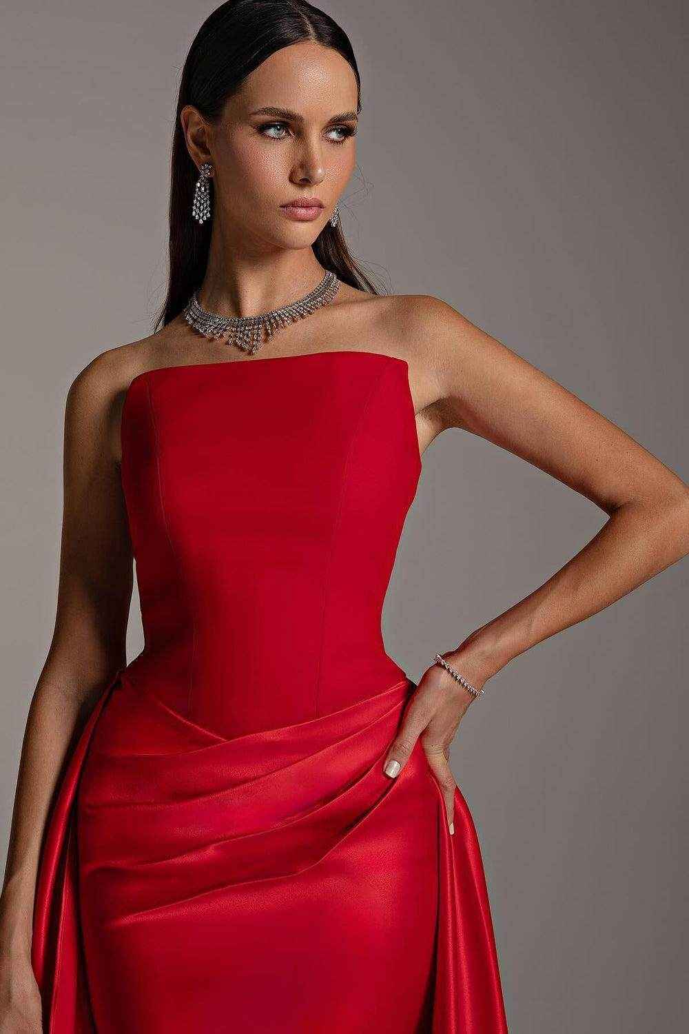 Red Strapless Sleeveless Long Mermaid Prom Dress With Pleated